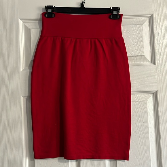 NWOT Pinup-style pencil skirt - Picture 1 of 3